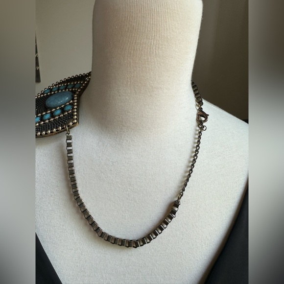 Vintage necklaces. Not flimsy. - Picture 4 of 5